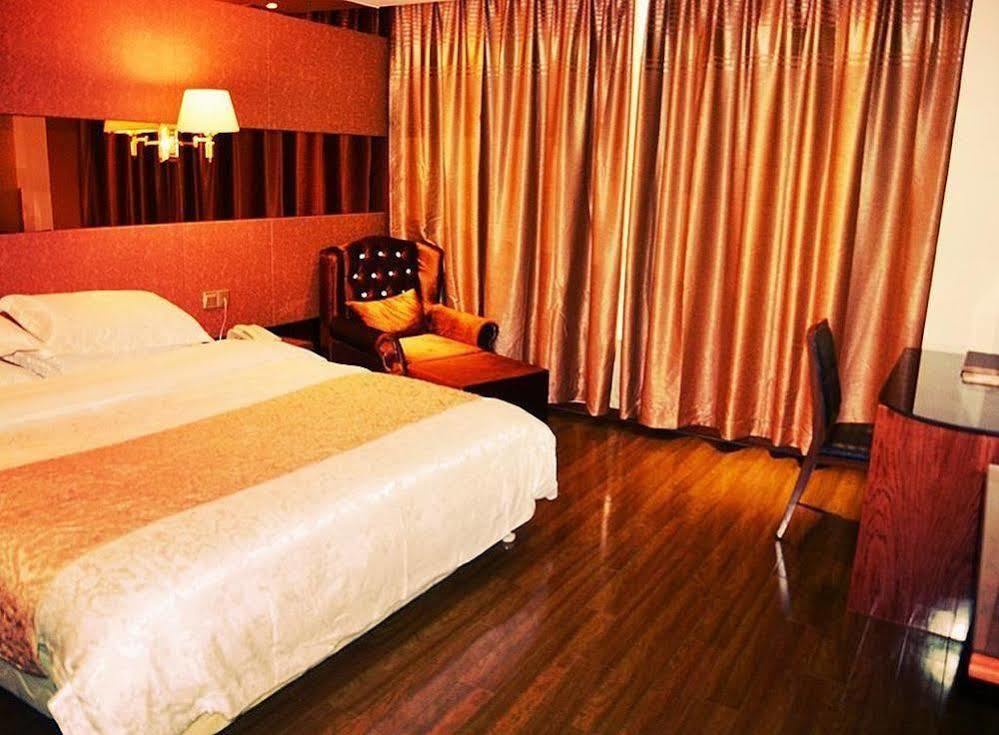 Dongguan Xiangkai Yuerong Hotel Humen Екстер'єр фото